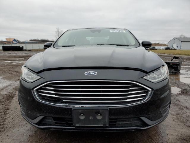 3FA6P0HD0KR165990 - 2019 FORD FUSION SE BLACK photo 5