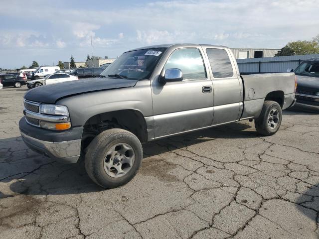 2002 CHEVROLET SILVERADO C1500, 