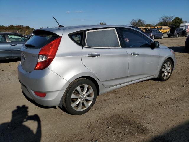 KMHCU5AE0CU034957 - 2012 HYUNDAI ACCENT GLS Argent photo 3