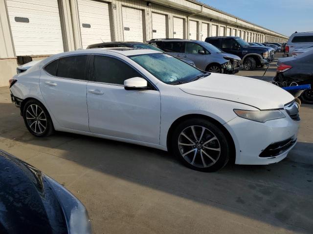 19UUB2F58GA000991 - 2016 ACURA TLX TECH WHITE photo 4