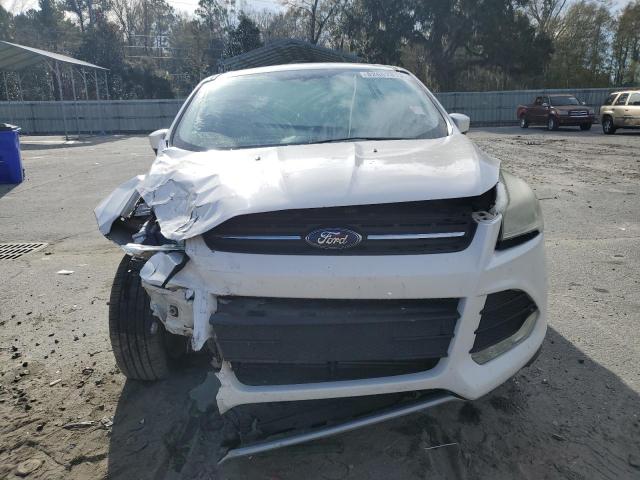 1FMCU0GX2EUB55634 - 2014 FORD ESCAPE SE WHITE photo 5