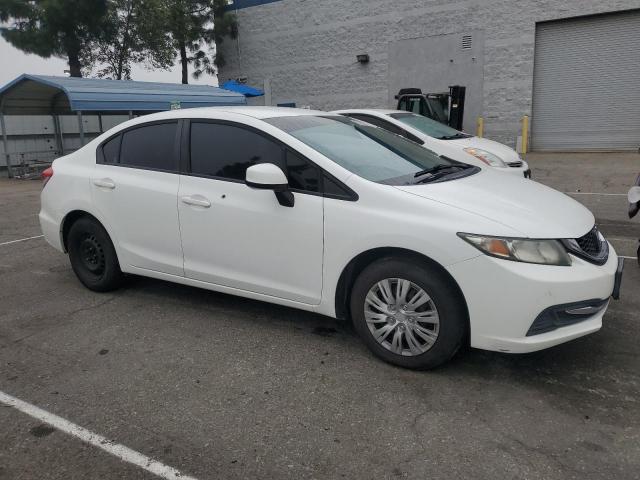 19XFB2F50DE291406 - 2013 HONDA CIVIC LX WHITE photo 4