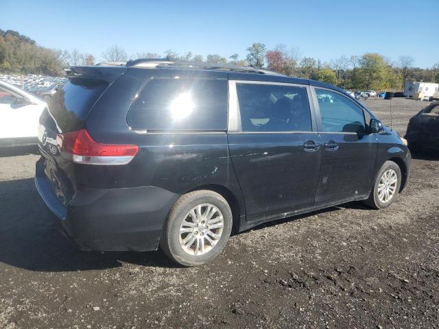 5TDYK3DC3DS281099 - 2013 TOYOTA SIENNA XLE BLACK photo 3