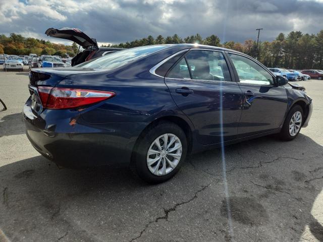 4T4BF1FK7FR492941 - 2015 TOYOTA CAMRY LE BLUE photo 3