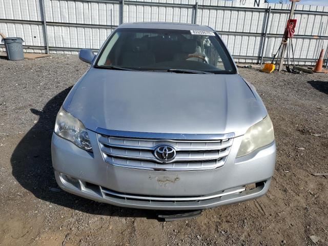4T1BK36B16U151360 - 2006 TOYOTA AVALON XL SILVER photo 5