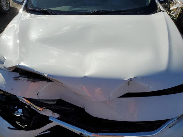 1G1ZD5ST2JF287168 - 2018 CHEVROLET MALIBU LT WHITE photo 11