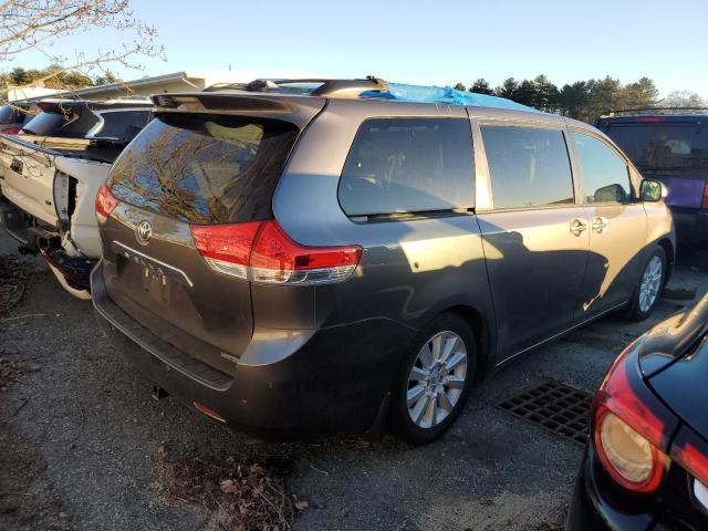 5TDYK3DC7DS346777 - 2013 TOYOTA SIENNA XLE GRAY photo 3