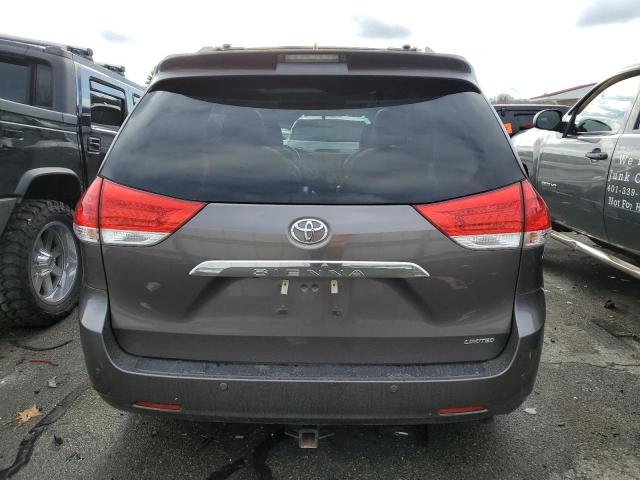 5TDYK3DC7DS346777 - 2013 TOYOTA SIENNA XLE GRAY photo 6