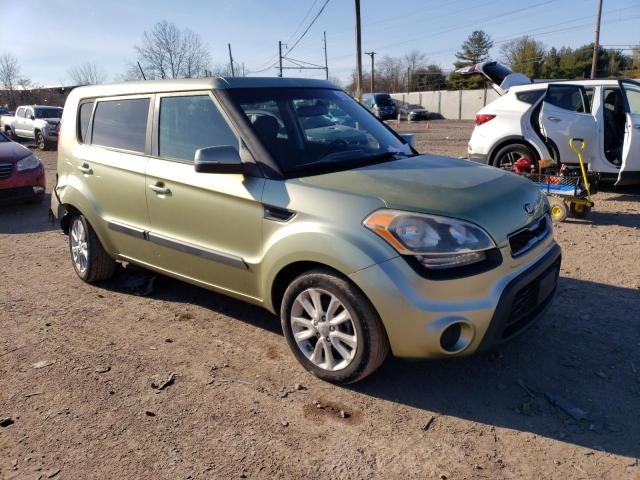 KNDJT2A64D7585219 - 2013 KIA SOUL + GREEN photo 4