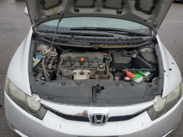 19XFA15569E005807 - 2009 HONDA CIVIC LX 银色 照片 11
