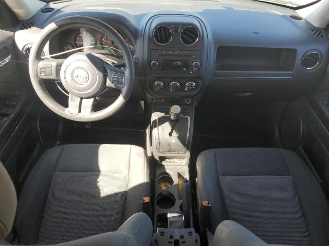 1C4NJRBB0CD604165 - 2012 JEEP PATRIOT SPORT ნაცრისფერი ფოტო 8