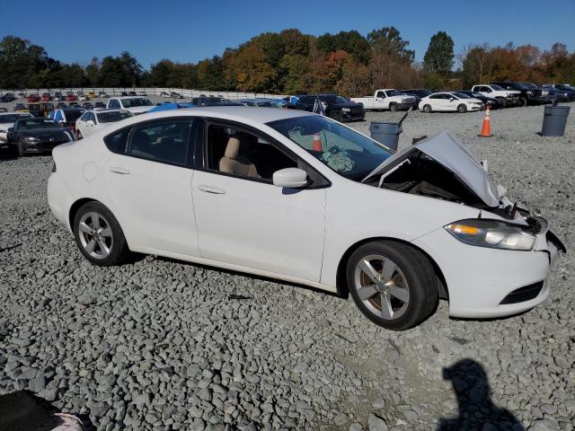 1C3CDFBBXGD563857 - 2016 DODGE DART SXT 白色 照片 4