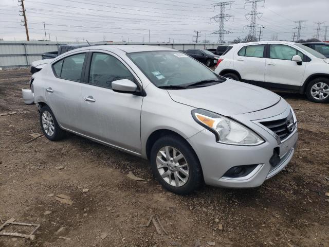 3N1CN7AP4JL849171 - 2018 NISSAN VERSA S SILVER photo 4