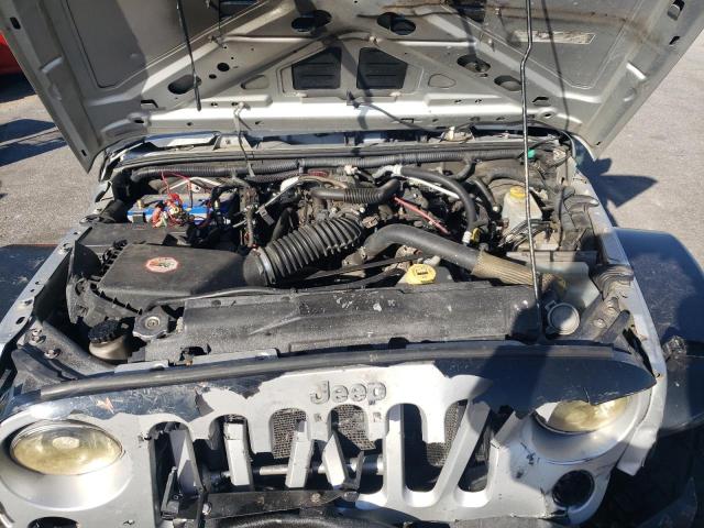 1J4GA2D11AL187964 - 2010 JEEP WRANGLER SPORT SILVER photo 11