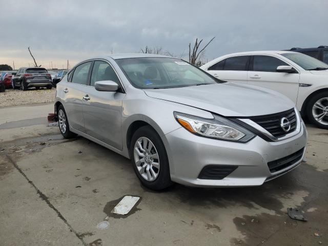 1N4AL3AP8HN337643 - 2017 NISSAN ALTIMA 2.5 SILVER photo 4