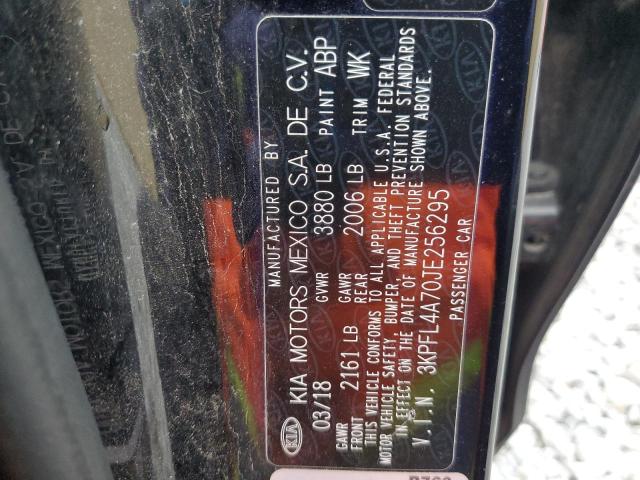 3KPFL4A70JE256295 - 2018 KIA FORTE LX Чорний фото 12