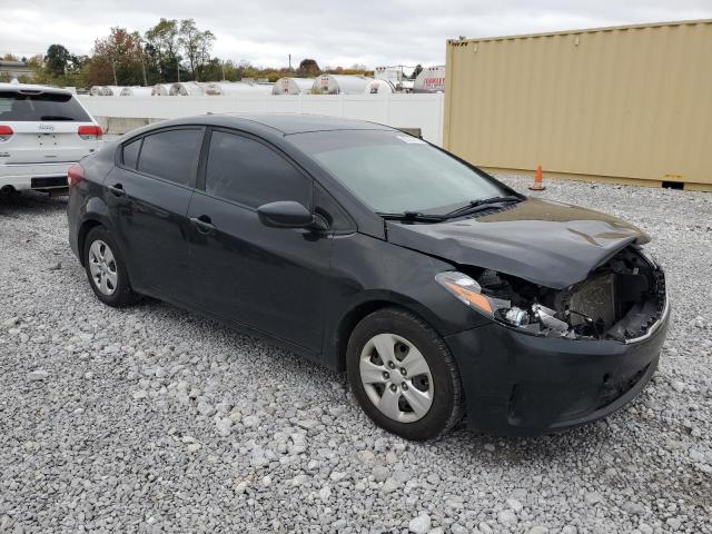 3KPFL4A70JE256295 - 2018 KIA FORTE LX Чорний фото 4