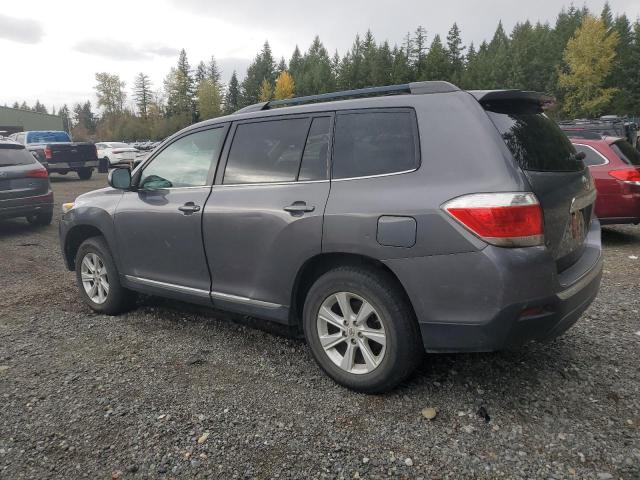 5TDBK3EHXBS072696 - 2011 TOYOTA HIGHLANDER BASE رمادي صورة 2