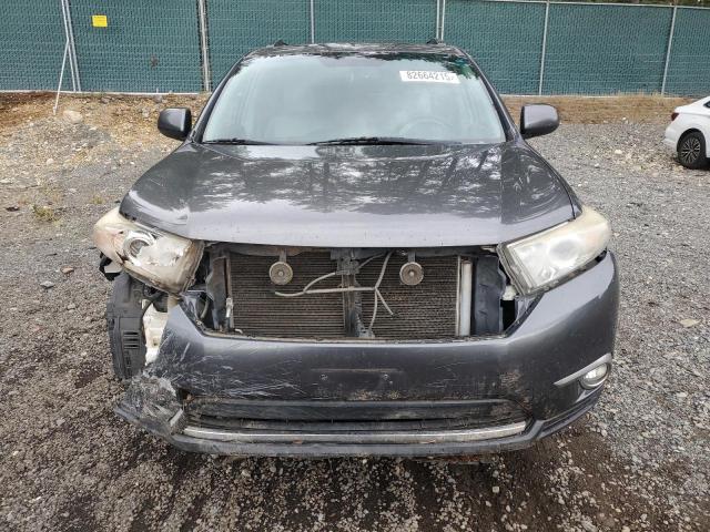 5TDBK3EHXBS072696 - 2011 TOYOTA HIGHLANDER BASE رمادي صورة 5