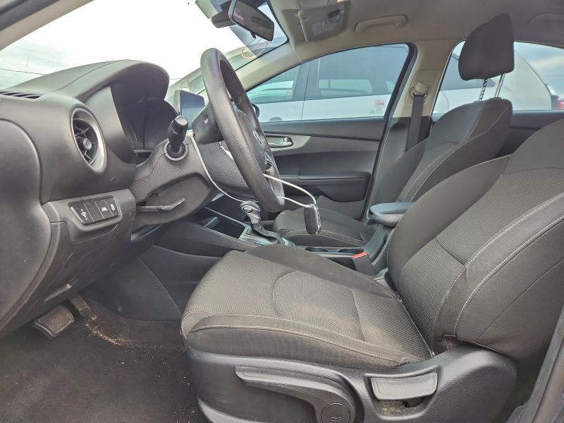 3KPF24AD1KE076530 - 2019 KIA FORTE FE Grau Foto 7