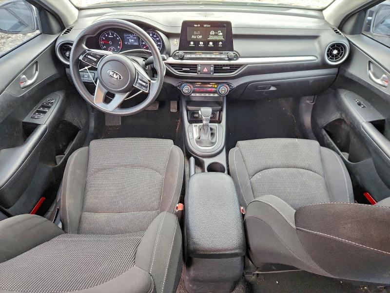 3KPF24AD1KE076530 - 2019 KIA FORTE FE Grau Foto 8