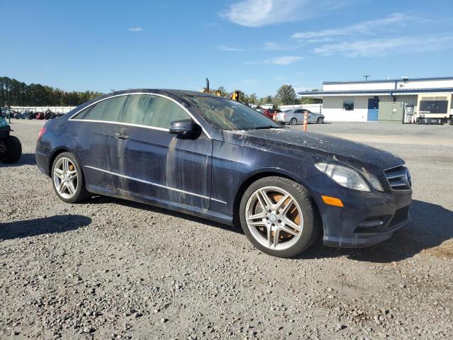 WDDKJ7DB9DF209384 - 2013 MERCEDES-BENZ E 550 BLACK photo 4