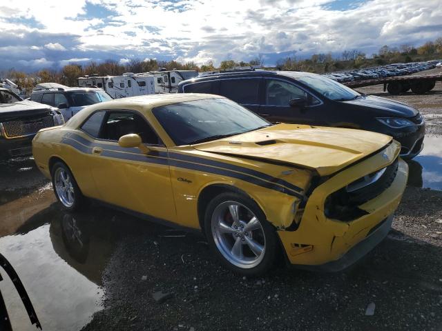 2B3CJ5DT6AH156957 - 2010 DODGE CHALLENGER R/T Żółty zdjęcie 4