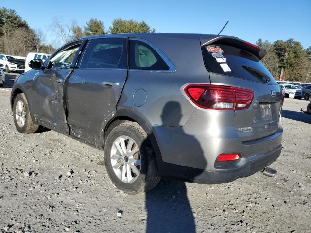 5XYPGDA51KG448515 - 2019 KIA SORENTO LX GRAY photo 2