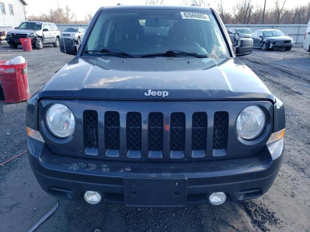 1C4NJPFBXED704288 - 2014 JEEP PATRIOT LATITUDE GRAY photo 5