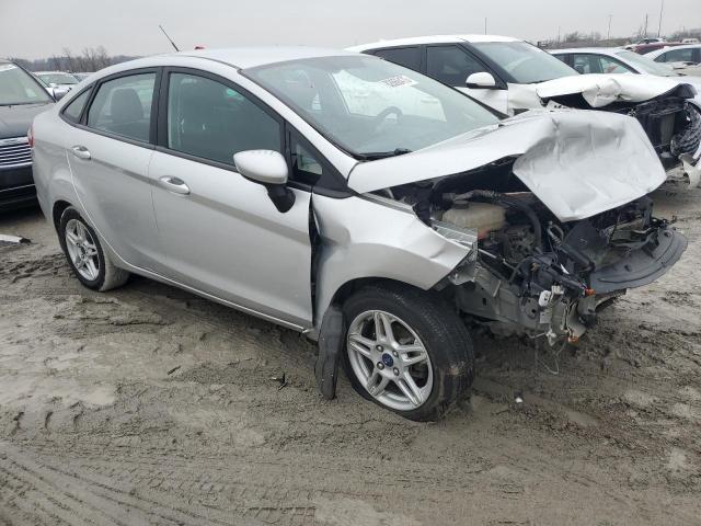 3FADP4BJ1KM161277 - 2019 FORD FIESTA SE SILVER photo 4