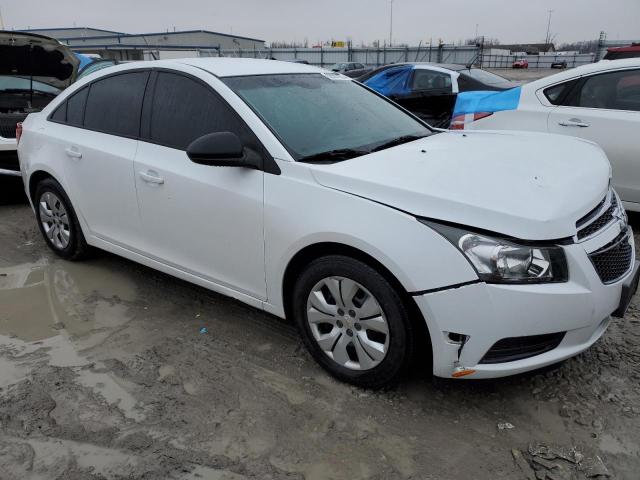 1G1PA5SHXE7375915 - 2014 CHEVROLET CRUZE LS WHITE photo 4