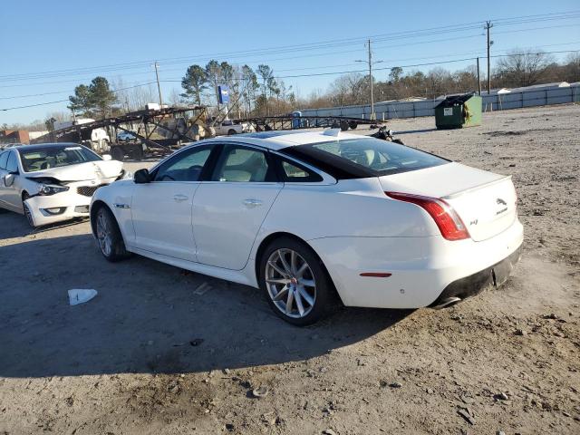 SAJWA1C73G8W02846 - 2016 JAGUAR XJ WHITE photo 2