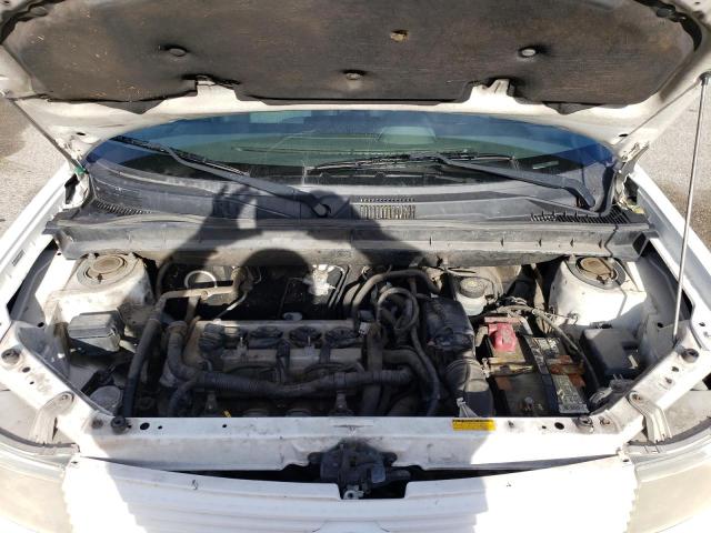 JTLKT324464119953 - 2006 TOYOTA SCION XB WHITE photo 12