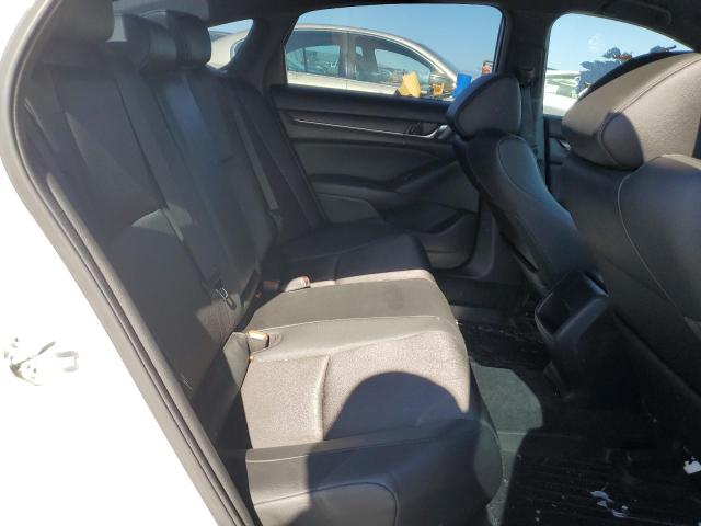 1HGCV1F34JA009951 - 2018 HONDA ACCORD SPORT Beyaz fotoğraf 10