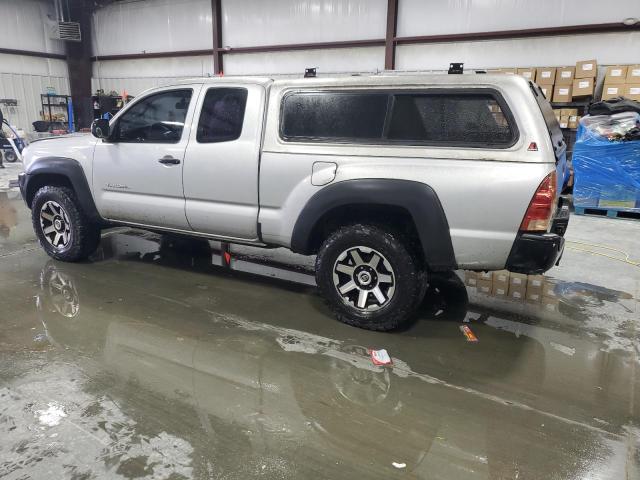 5TEUU42N38Z555400 - 2008 TOYOTA TACOMA ACCESS CAB Сріблястий фото 2