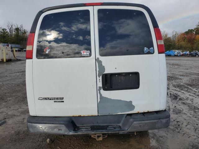 1GAHG39U271108011 - 2007 CHEVROLET EXPRESS G3 WHITE photo 6