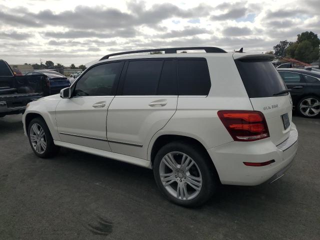 WDCGG5HB4FG407651 - 2015 MERCEDES-BENZ GLK 350 WHITE photo 2