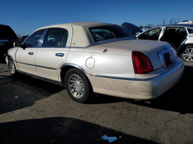1LNFM83W7WY692602 - 1998 LINCOLN TOWN CARTIER BEIGE photo 2