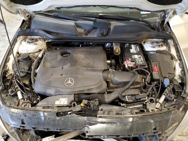 WDDSJ4GB8GN293606 - 2016 MERCEDES-BENZ CLA 250 4MATIC WHITE photo 11