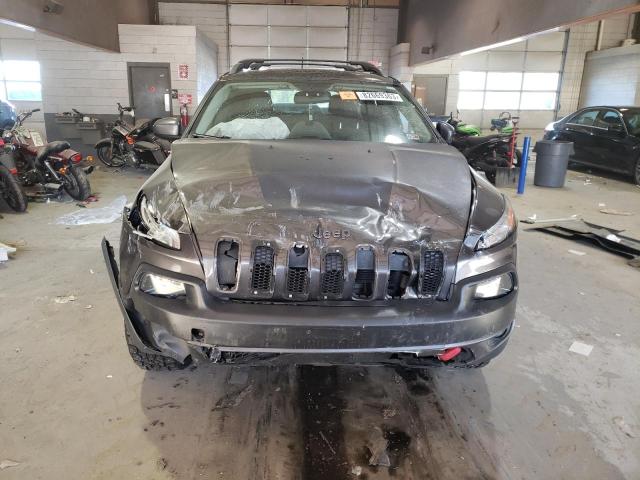 1C4PJMBS6GW277356 - 2016 JEEP CHEROKEE TRAILHAWK GRAY photo 5