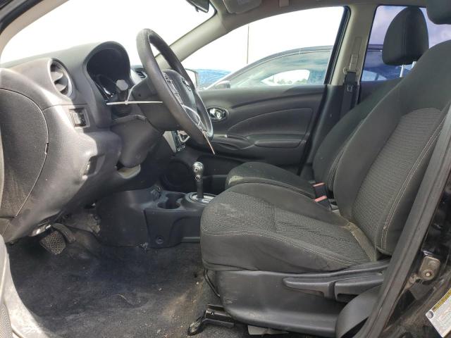 3N1CN7AP0JL811811 - 2018 NISSAN VERSA S Czarny zdjęcie 7