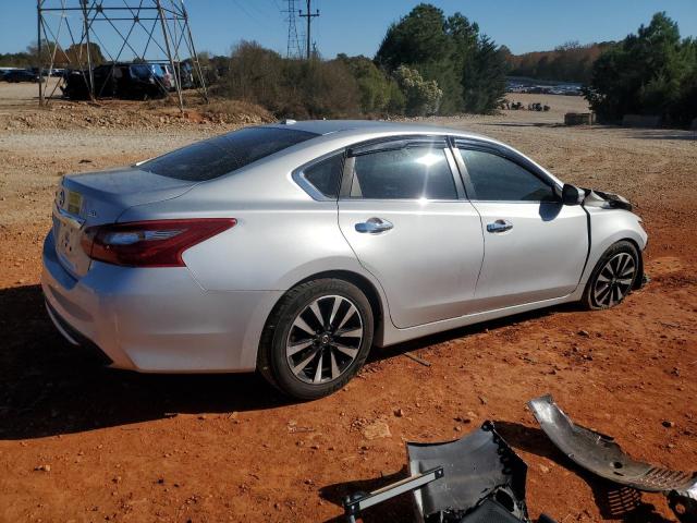 1N4AL3AP2JC239743 - 2018 NISSAN ALTIMA 2.5 Серебристый фото 3