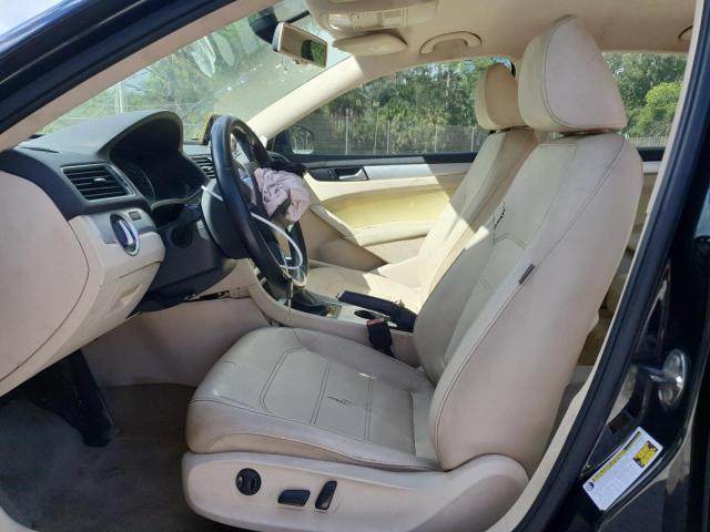 1VWBH7A30DC004411 - 2013 VOLKSWAGEN PASSAT SE შავი ფოტო 7