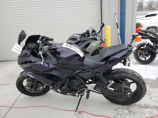 JKAEXEJ13JDA02404 - 2018 KAWASAKI EX650 J იასამნისფერი ფოტო 3