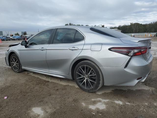 4T1G11AK1PU794359 - 2023 TOYOTA CAMRY SE NIGHT SHADE SILVER photo 2