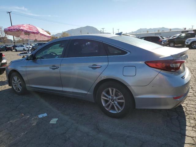 5NPE24AF4HH522722 - 2017 HYUNDAI SONATA SE SILVER photo 2