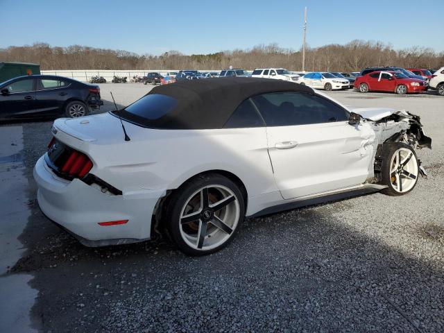 1FATP8UH2F5393024 - 2015 FORD MUSTANG WHITE photo 3