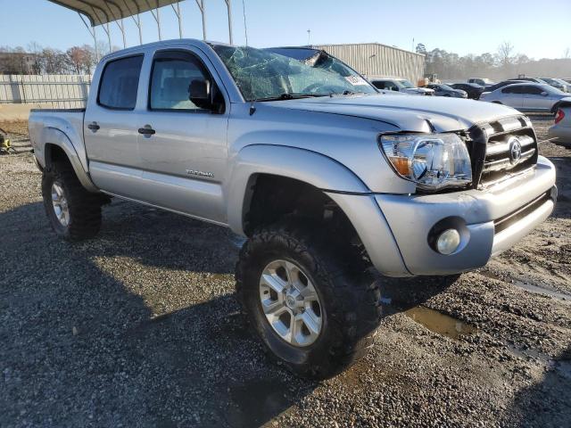 3TMJU62N68M061687 - 2008 TOYOTA TACOMA DOUBLE CAB PRERUNNER GRAY photo 4