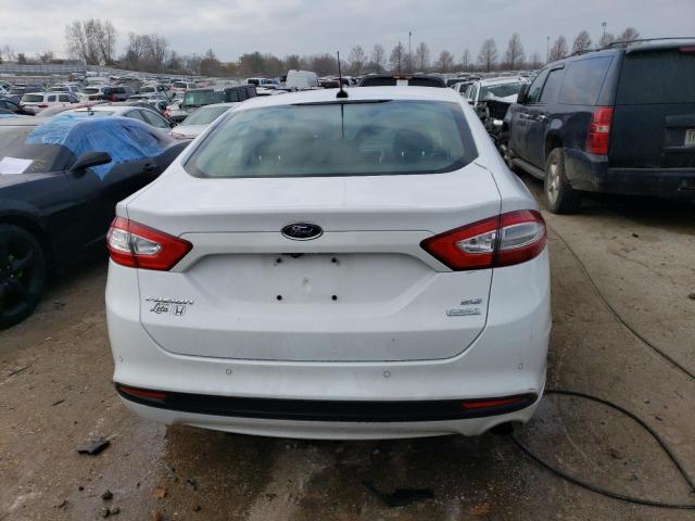 3FA6P0HD1FR169777 - 2015 FORD FUSION SE WHITE photo 6