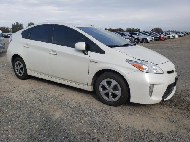 JTDKN3DU3F0445804 - 2015 TOYOTA PRIUS WHITE photo 4